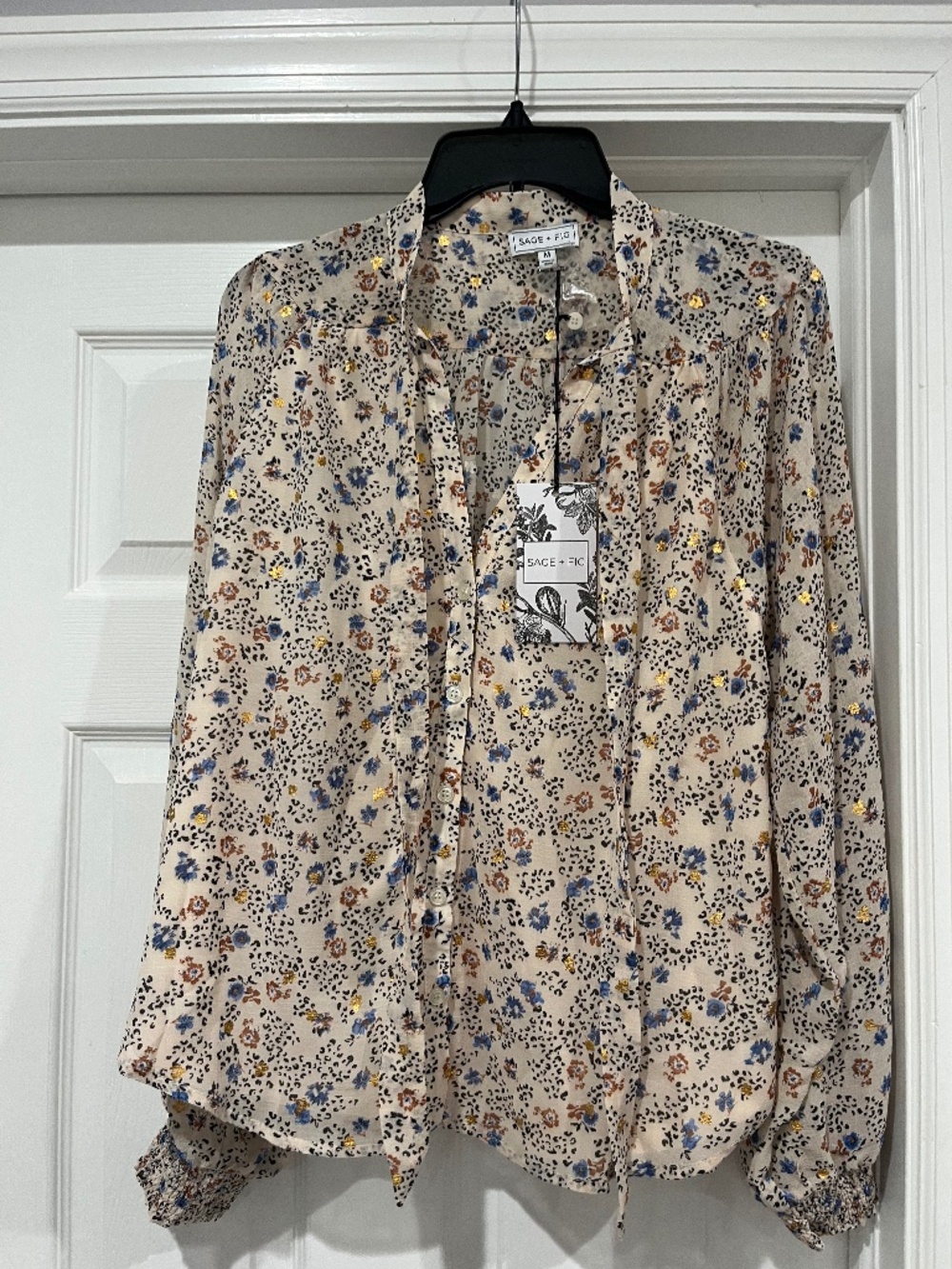 Sage + Fig blouse